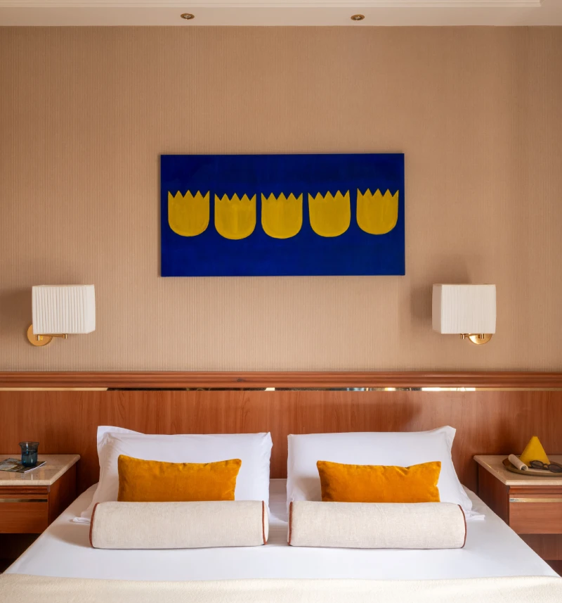 Classic double rooms in Italy